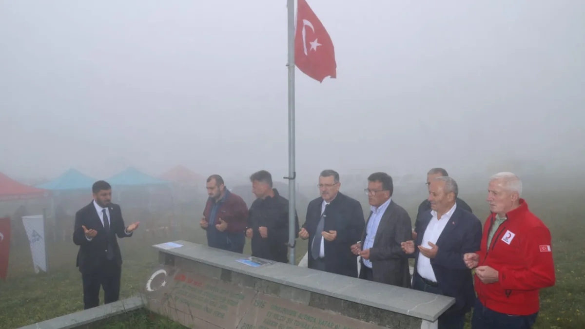Çataltepe Şehitleri dualarla anıldı! Başkan Genç'ten yol ve şehitlik sözü