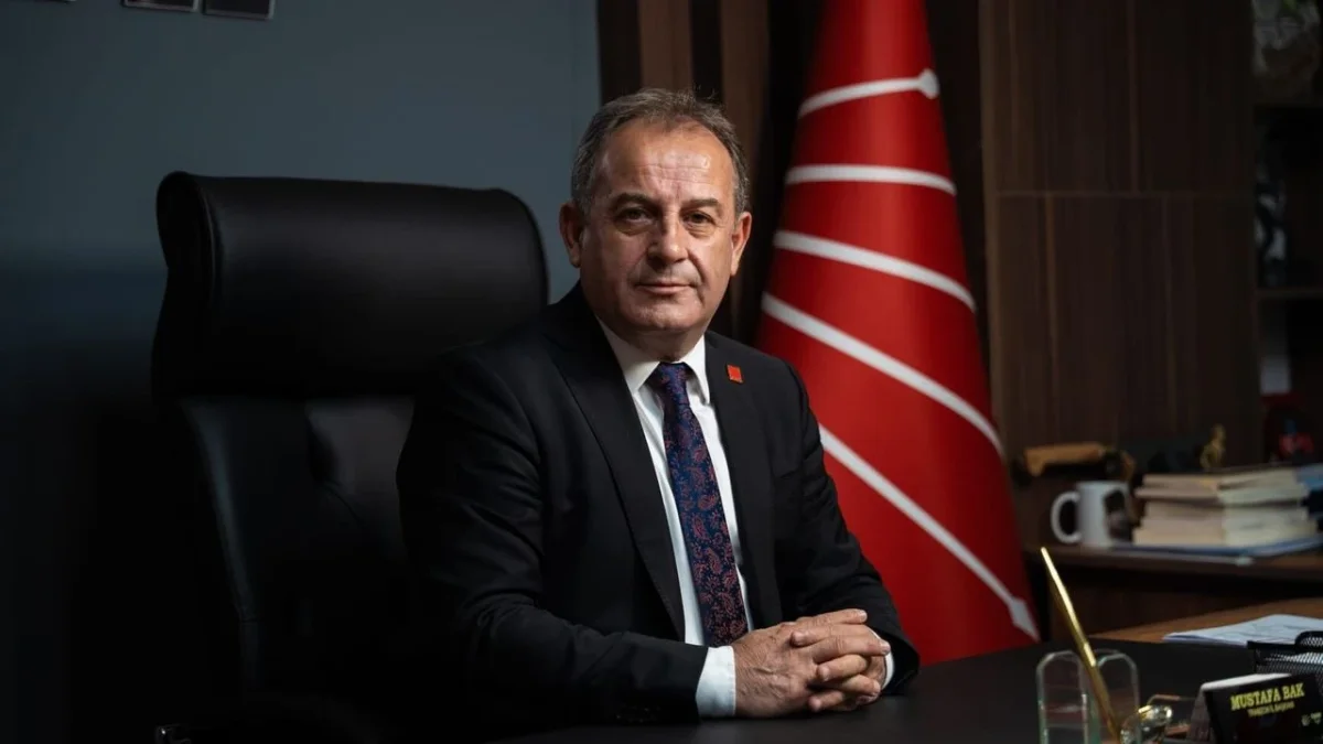 CHP Trabzon İl Binası'nda devir teslim bilmecesi! "Kime teslim edeceğim ben binayı?"