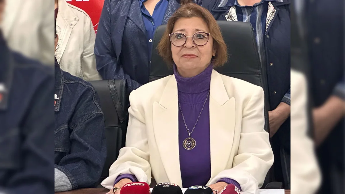 CHP Trabzon Kadın Kolları Başkanı Zerrin Yavuz görevden alındı "Görevden alınmam durduramaz"