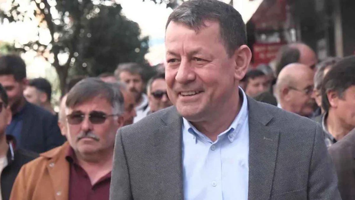 CHP'de bir istifa daha! Espiye Belediye Başkanı Erol Karadere partisinden ayrıldı