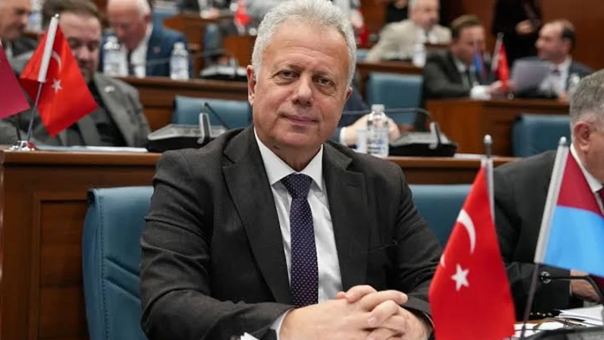 "CHP'yi geri alana kadar yeni partimiz..." demişti! Cüneyt Zorlu: "Bu partiyi üç tane zibidiye bırakamayız"