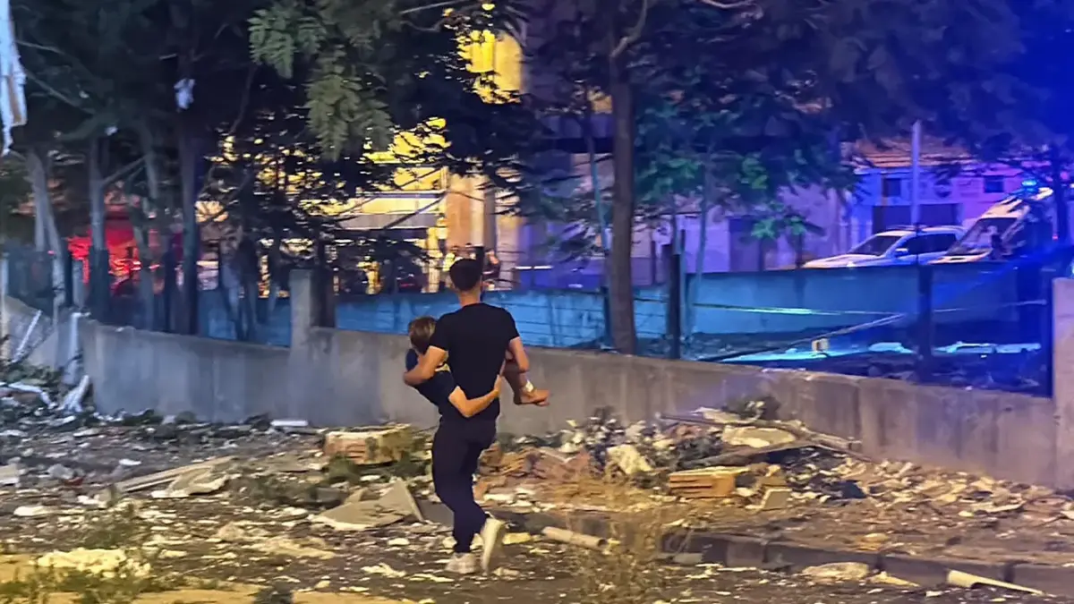 Çorlu’da apartman dairesinde patlama: 2 ölü, 2 yaralı