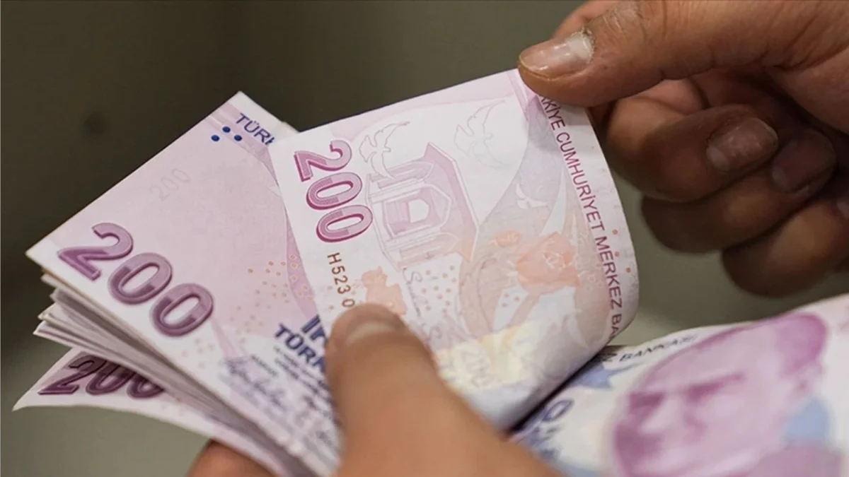 Emekliye zam beklentisi netleşiyor! Uzmanlardan 23 bin 500 TL tahmini