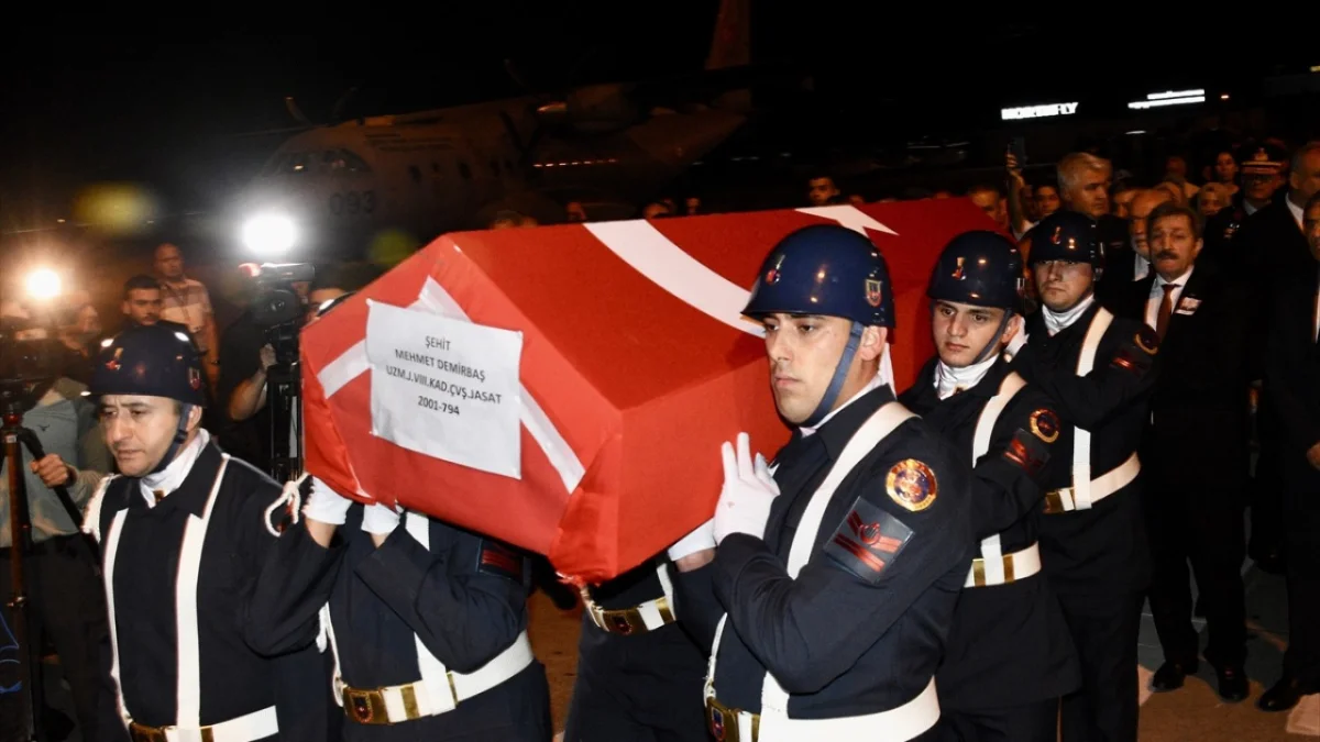 Eskişehir Şehidi Jandarma Uzman Çavuş Mehmet Demirbaş’ın Naaşı Memleketi Samsun’a getirildi