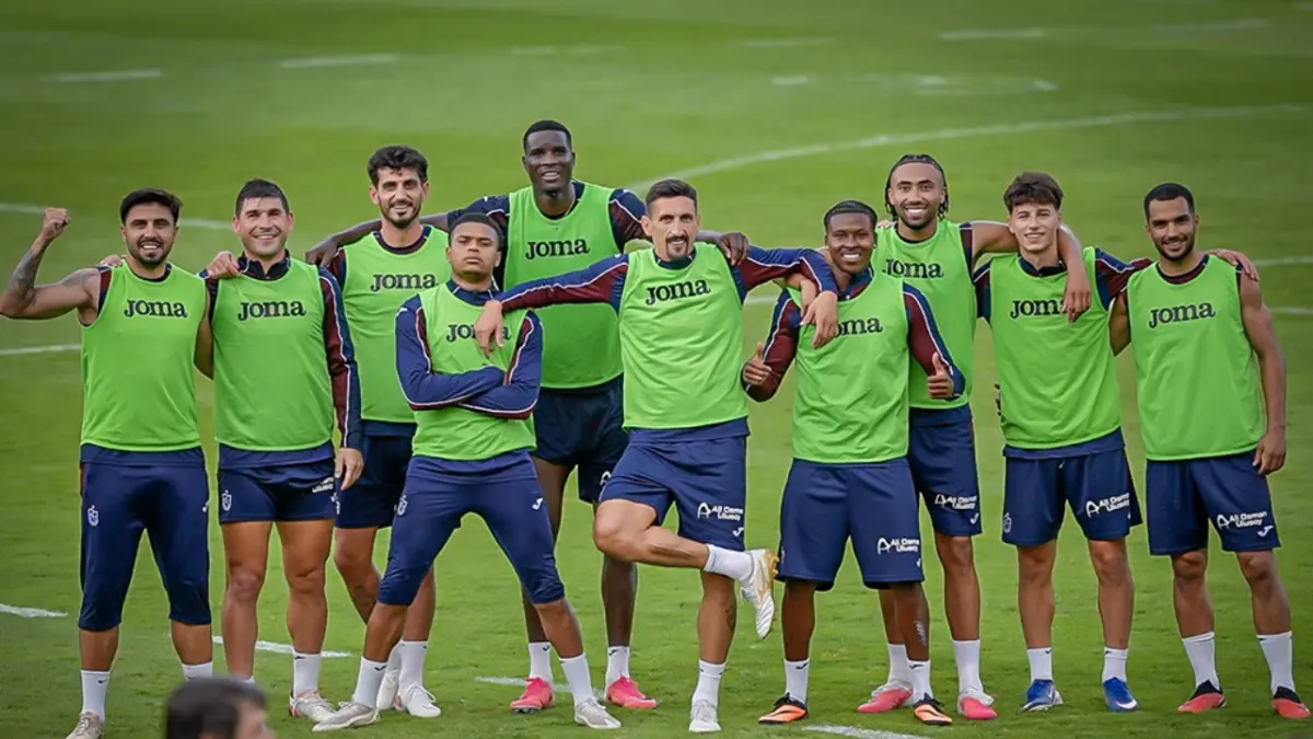 Fatih Tekke tempoyu artırdı! Trabzonspor'da kamp mesaisi tam gaz