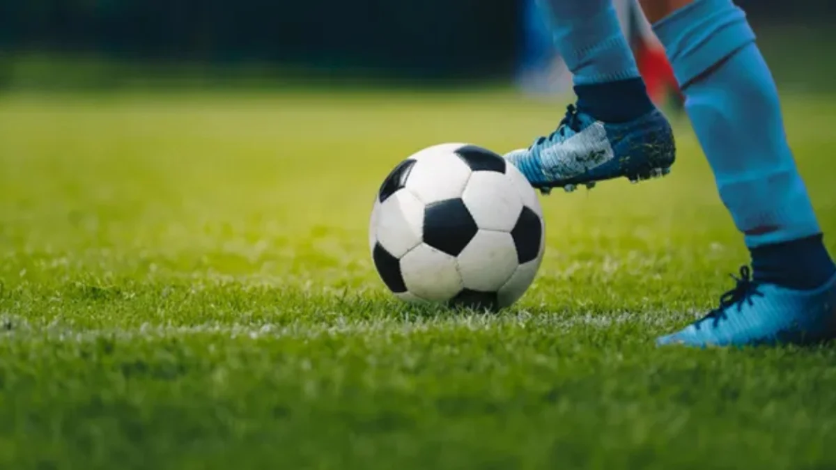 Futbol severleri ilgilendiren karar! Süper Lig'de yeni saat düzeni