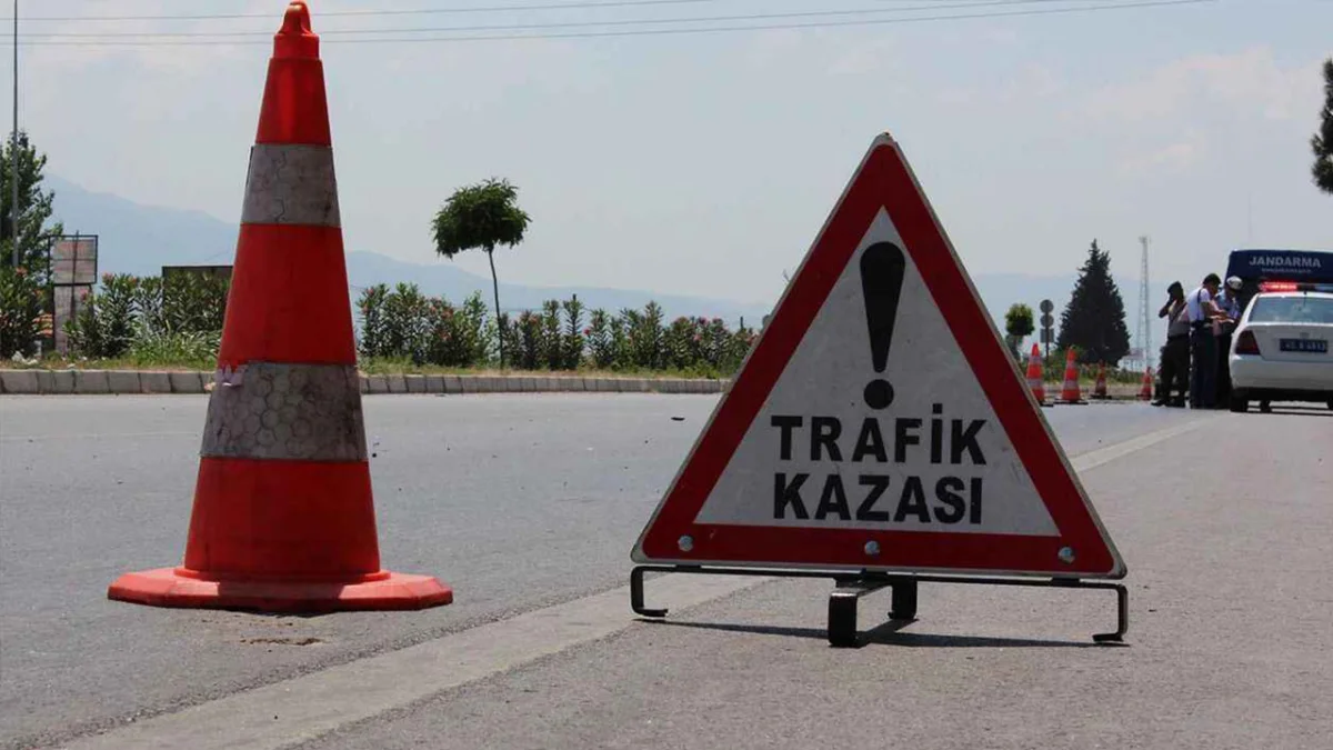 Giresun'da 4 otomobilin karıştığı zincirleme kazada 4 kişi yaralandı