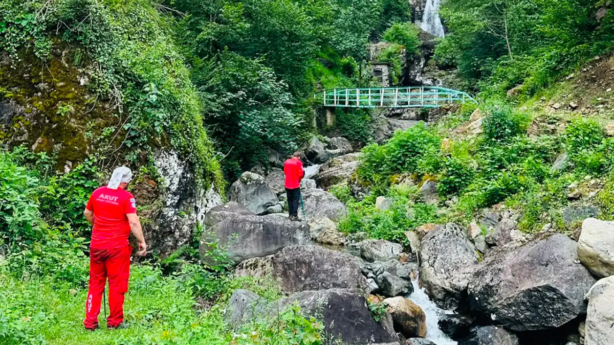 Giresun'da kaybolan 96 yaşındaki kişi için 100 personel seferber oldu