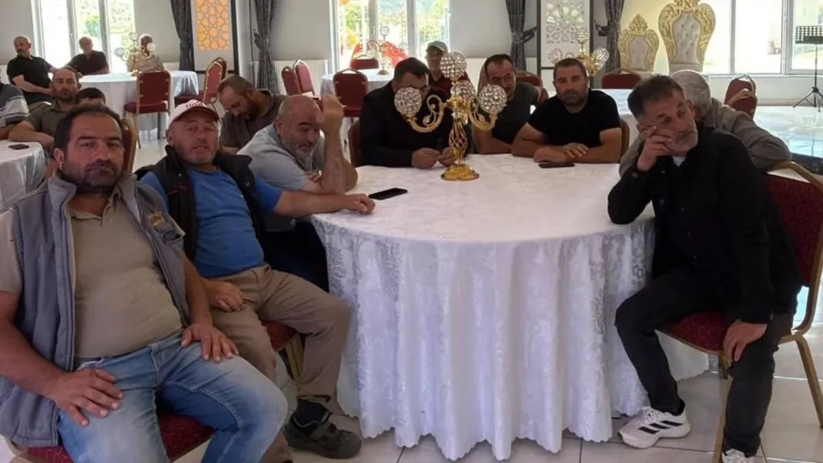 Göçkedere'de üreticilere yüzde 100 hibeli hayvancılık ekipmanı desteği