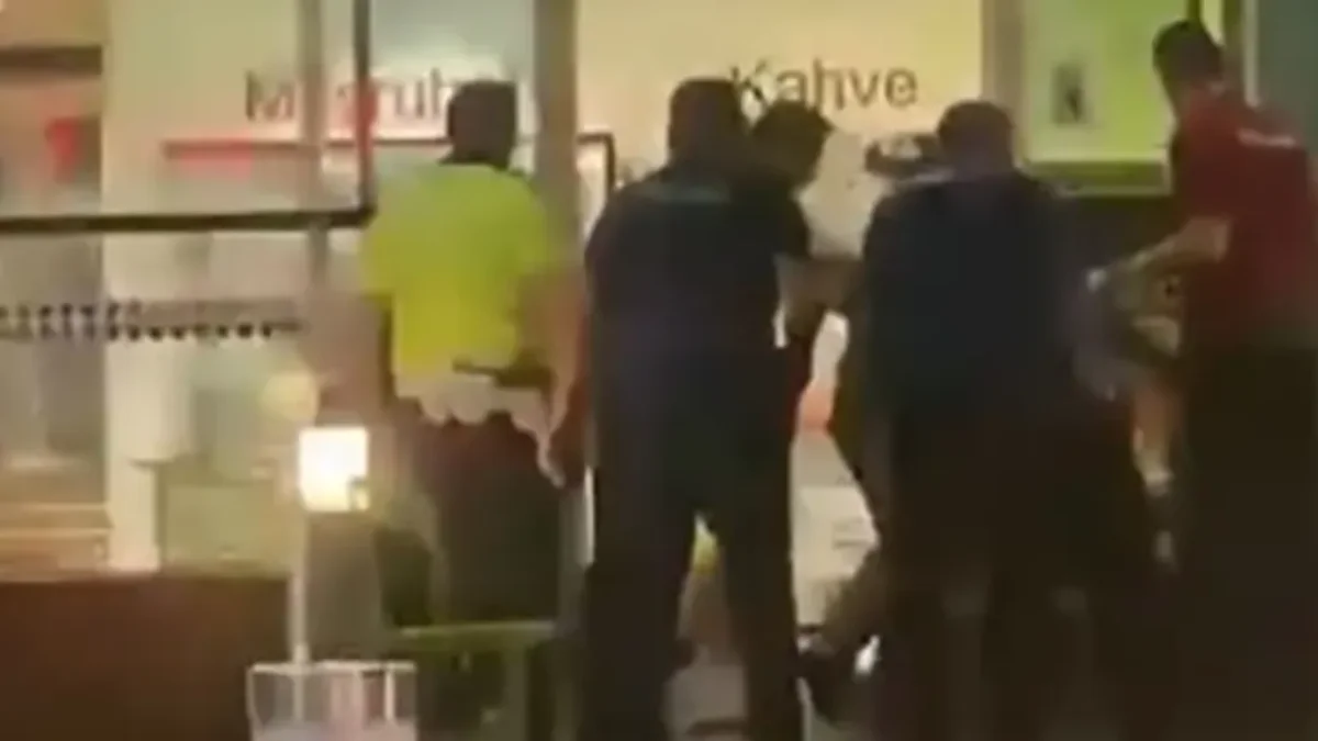 Havalimanında korku dolu anlar! 4 Polis yaralandı