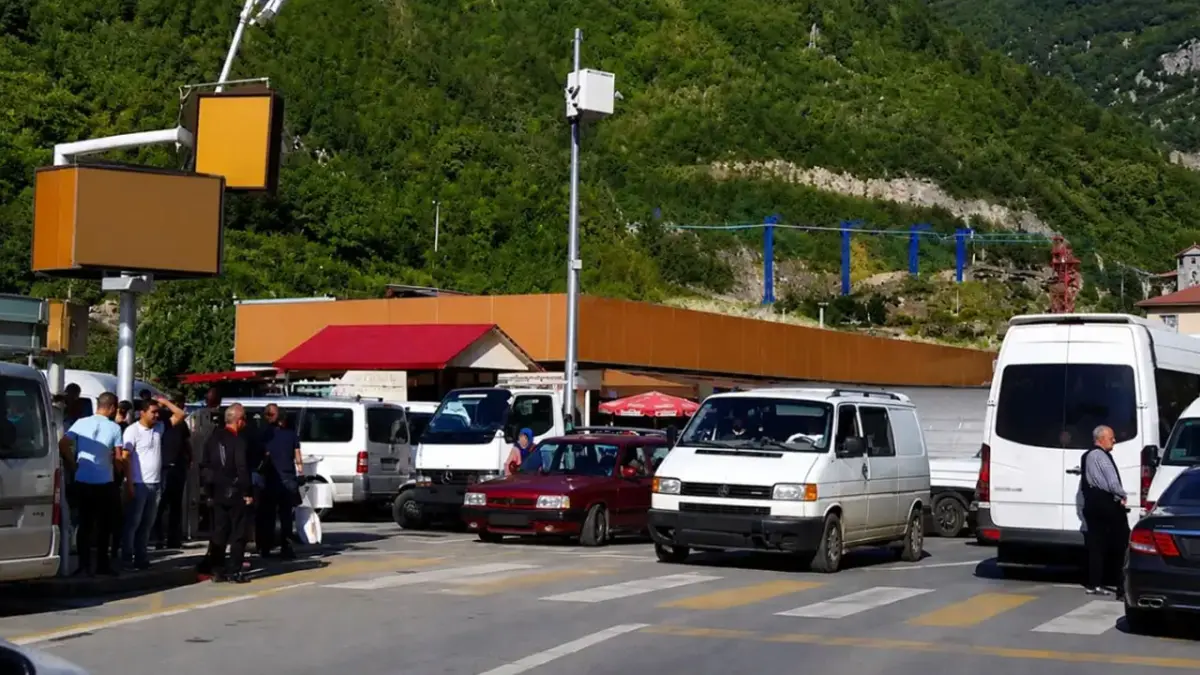 Maçka'da park sorunu büyüyor! Trafik zaman zaman durma noktasına geliyor