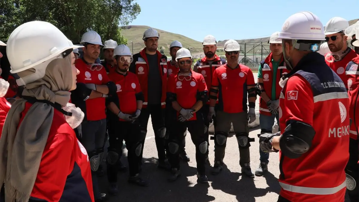 MEB AKUB'un acil barınma akreditasyon sınavı Bayburt'ta tamamlandı