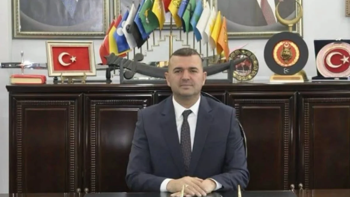 MHP Trabzon'da konuşulan ayrılık gerçekleşti! İl başkanı kendi açıkladı