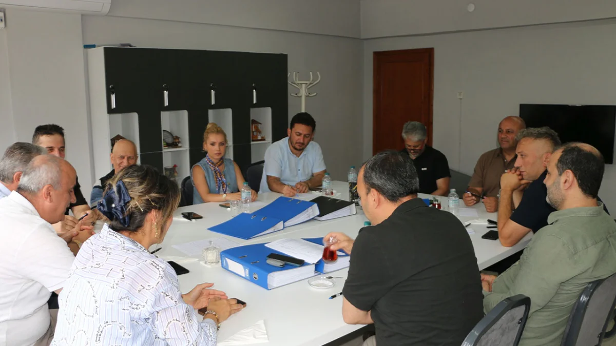 Of’ta kalfa ve ustalık denklik komisyon toplantısı yapıldı