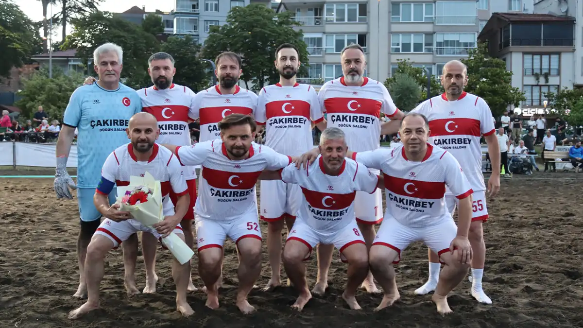Ordu Ünye'de Manyetik Kum Futbol Turnuvası için ilk düdük çaldı