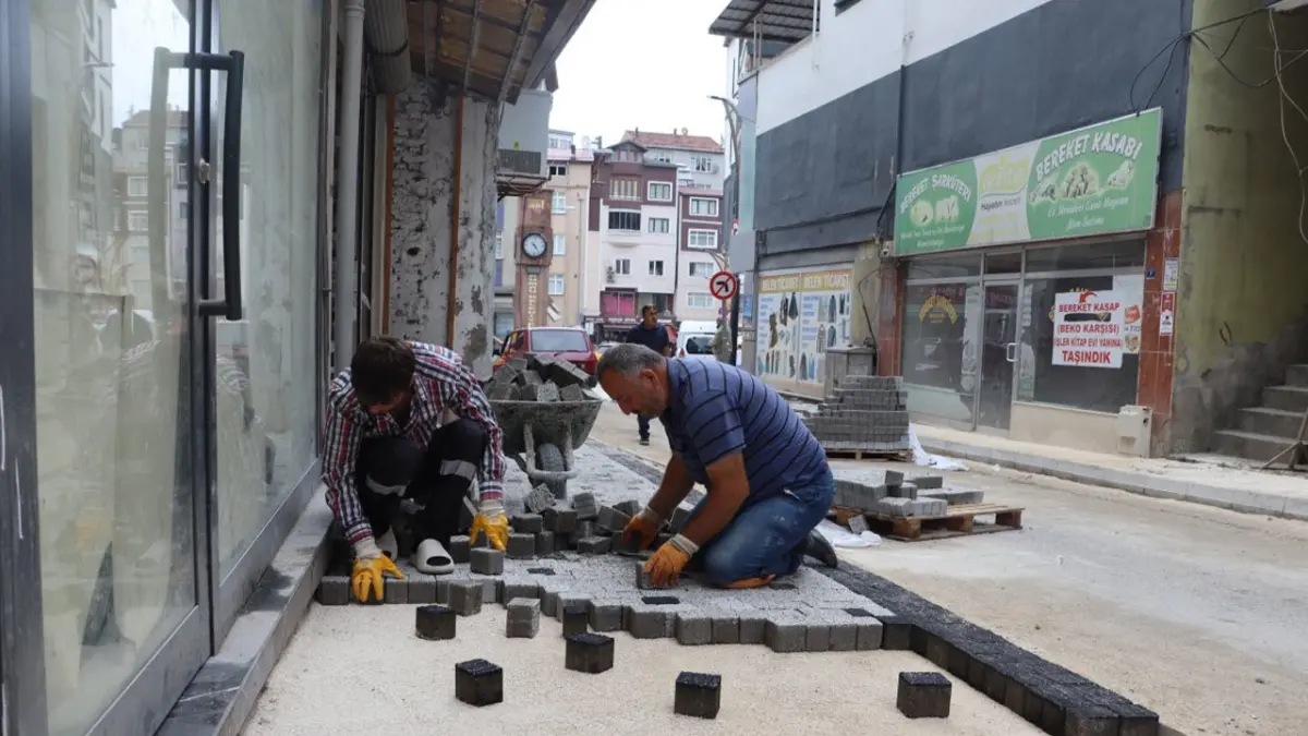 Ordu’da güvenli ulaşım için kaldırım yenileme çalışmaları sürüyor