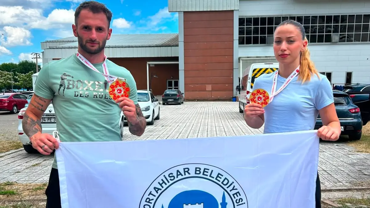 Ortahisar Belediyesi sporcularından çifte şampiyonluk! Milli Takım yolu açıldı