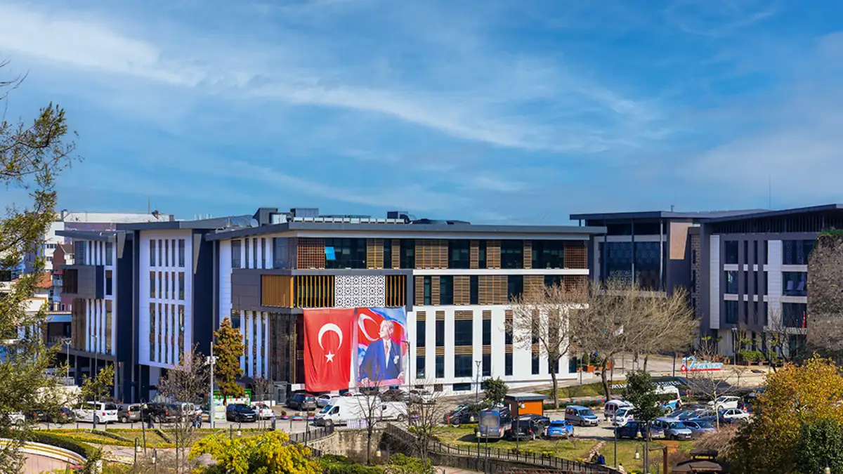 Ortahisar Belediyesi'nde gazeteciler ve yakınları işe mi alındı? "İddiası olan ortaya koysun"
