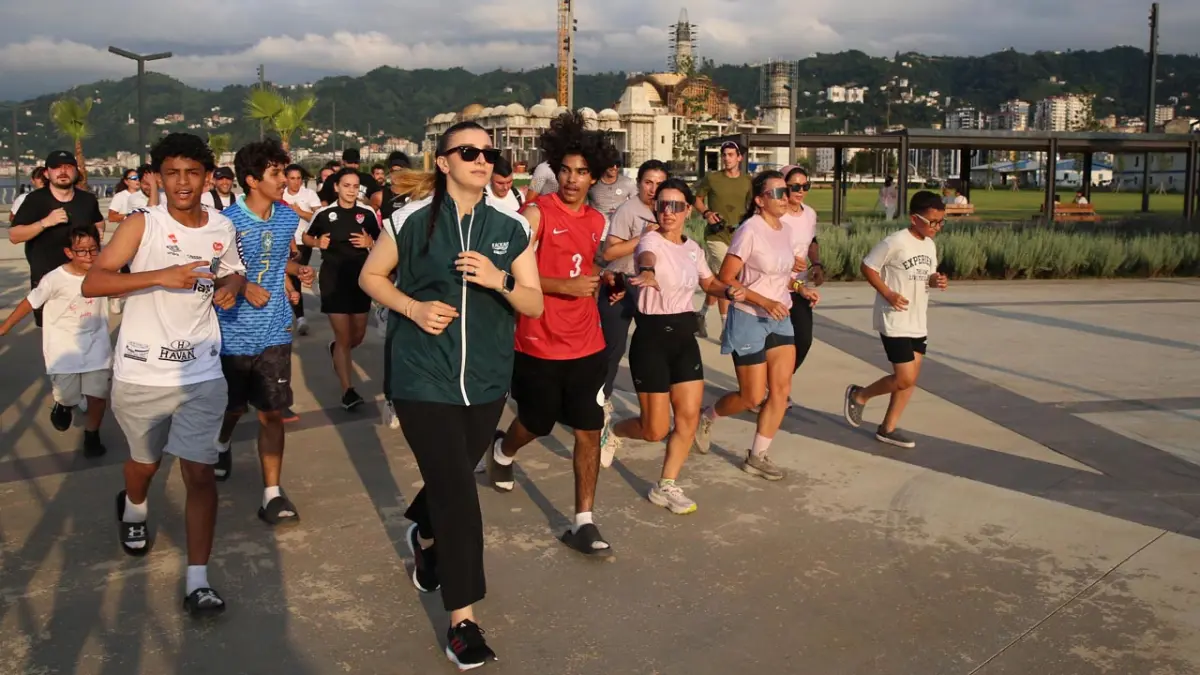 Rize’de 5 kilometrelik koşu heyecanı! Kaçkarlar için çağrı yapıldı