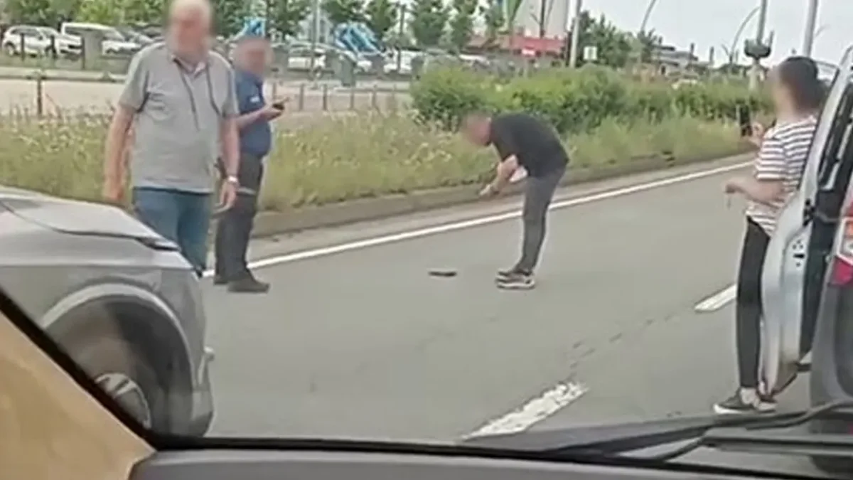 Rize’de yolda bulunan tabanca paniğe neden oldu