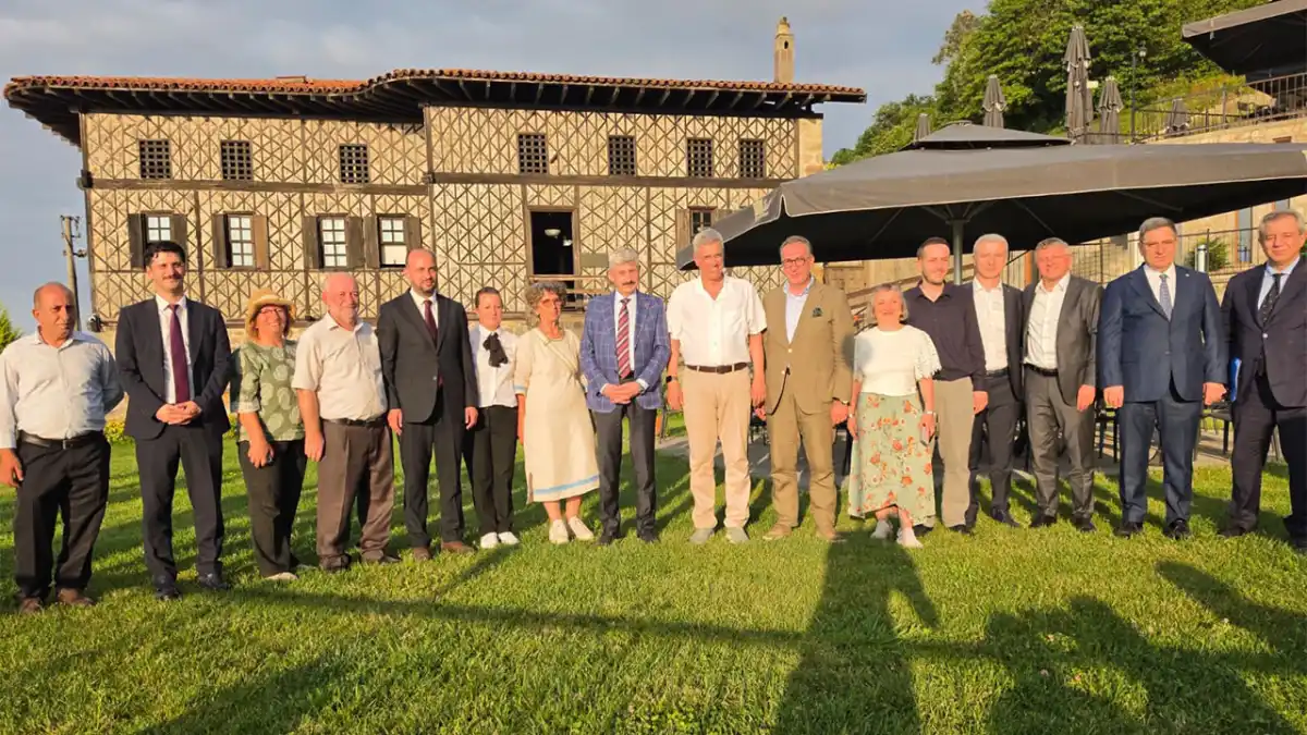 Sağlık Bakanı Kemal Memişoğlu, Baştımar Aile Müzesi’ne hayran kaldı