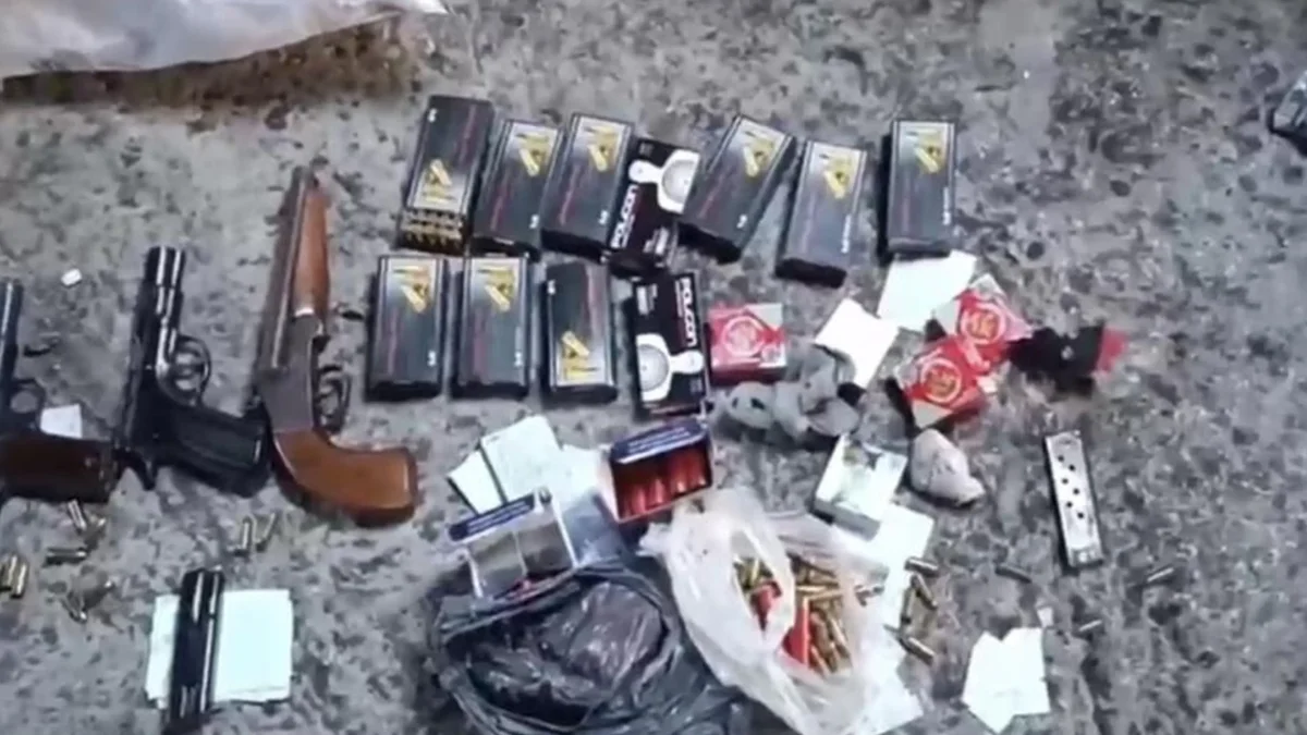 Samsun'da silah operasyonu: 10 ruhsatsız tabanca ele geçirildi