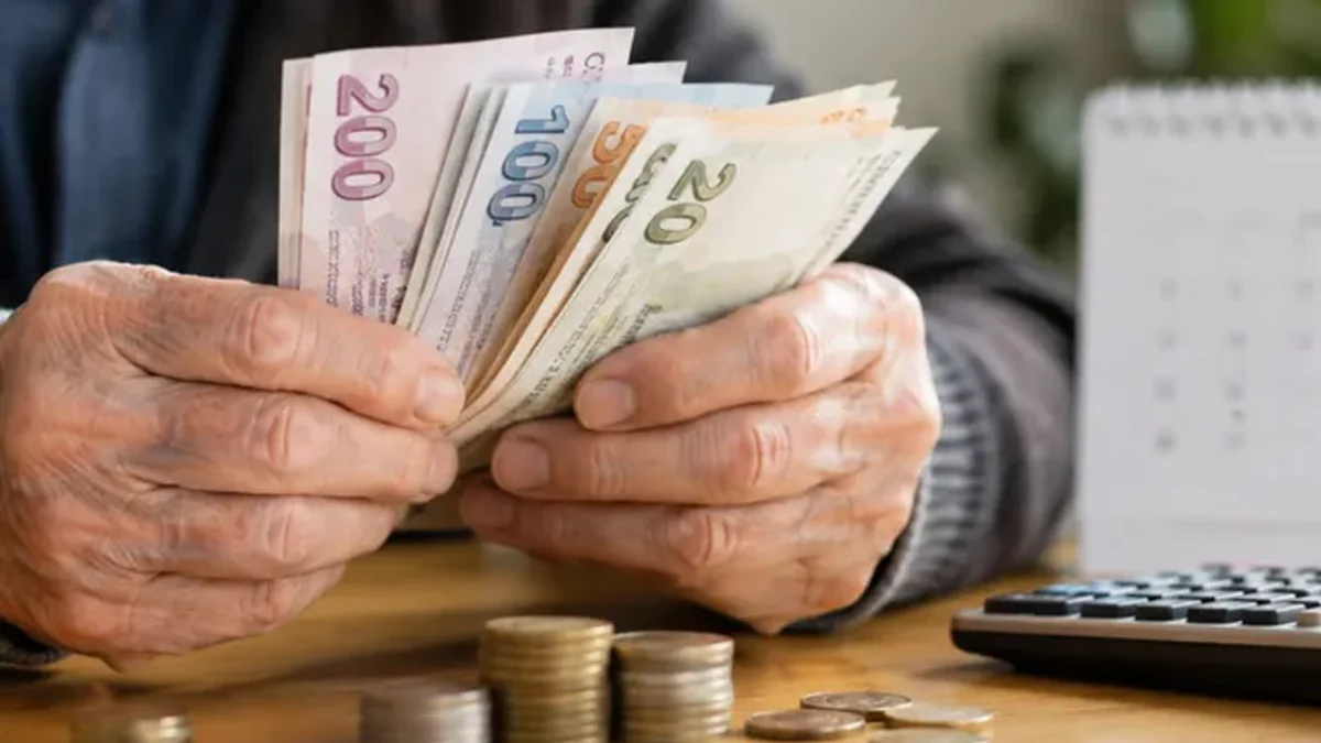 Emekli zam farkları için tarih belli oldu