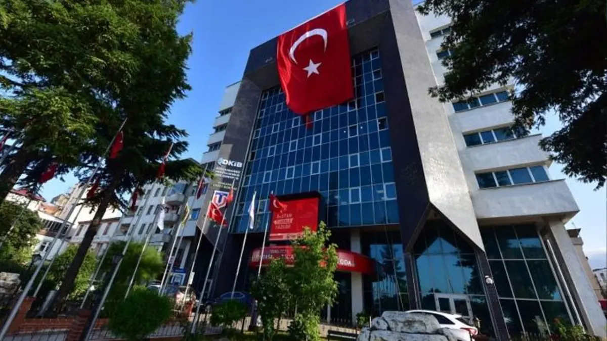 Sürmen'den dikkat çeken öneri: "Sanayi Ticaret Odası'ndan ayrılmalı"