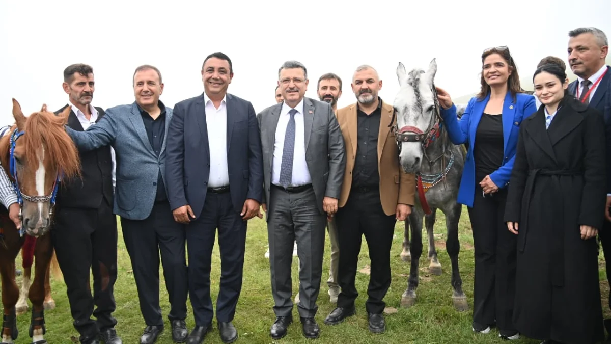 Trabzon ve Gümüşhane Taşköprü'de buluştu! Başkan Genç'ten birlik vurgusu