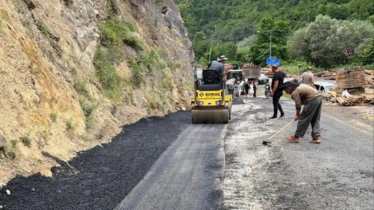 Trabzon'da bozulan yollar hızla onarılıyor! TİSKİ'den eş zamanlı çalışma