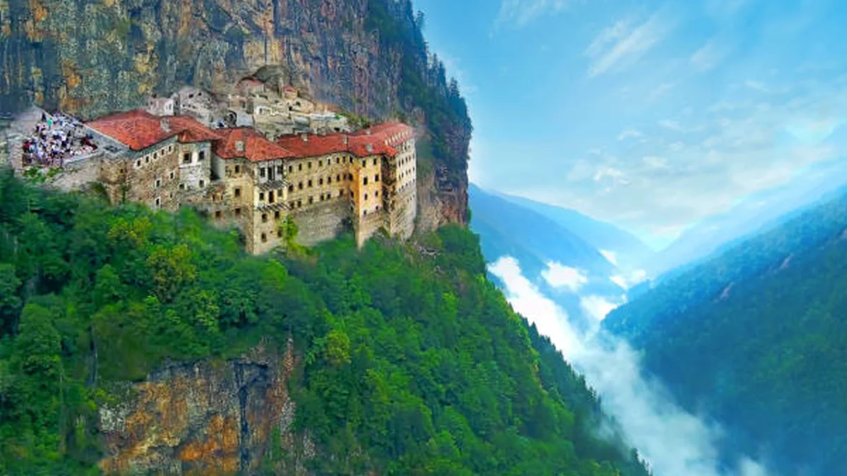 Trabzon'da esnaf ile turist neden karşı karşıya geliyor?