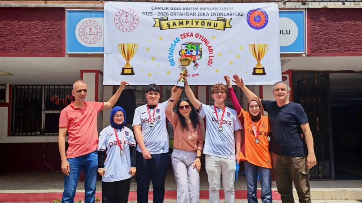 Trabzon’da İşitme Engelli Öğrenciler Zeka Turnuvasında şampiyon oldu