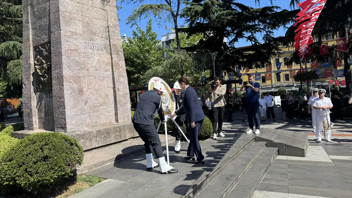 Trabzon'da Kıbrıs Barış Harekatı'nın 52. yılı törenle kutlandı