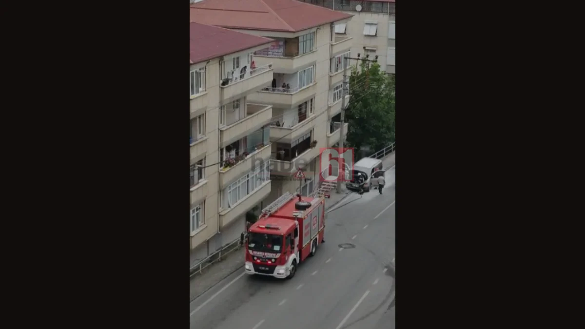 Trabzon’da korkutan araç yangını: İtfaiye ekipleri hızla müdahale etti
