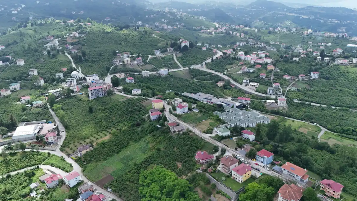 Trabzon'da su sorununa kalıcı çözüm! İki mahallede çalışmalar sürüyor