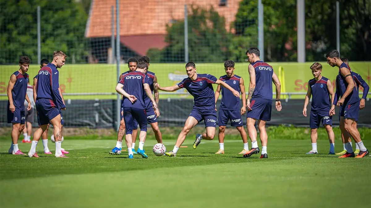 Trabzonspor Avusturya kampında çift antrenman mesaisinde
