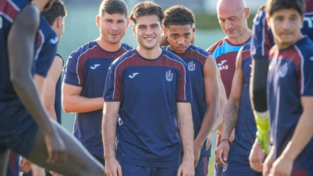 Trabzonspor’un yeni transferi Aral Şimşir’den taraftara mesaj! “Çok iyi karşılandılar”