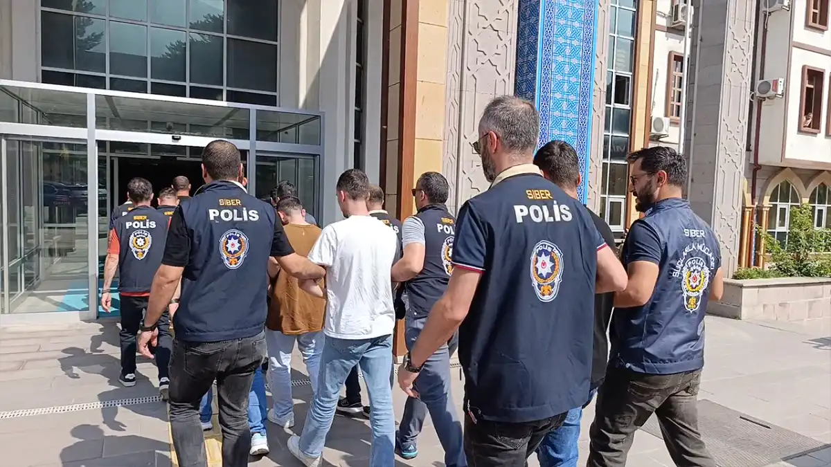 Trabzon'un da aralarında olduğu 9 ilde 22 milyon liralık vurgun operasyonu