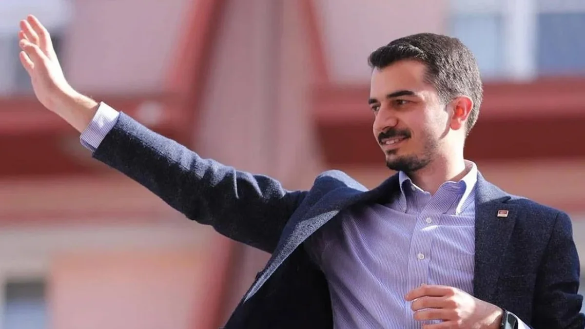 Tutuklanan Çankaya Belediye Başkanı Hüseyin Can Güner görevden uzaklaştırıldı