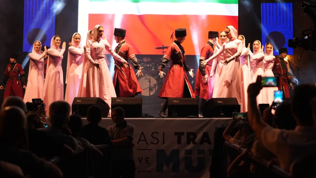Uluslararası Trabzon Horon ve Müzik Festivali final yapıyor