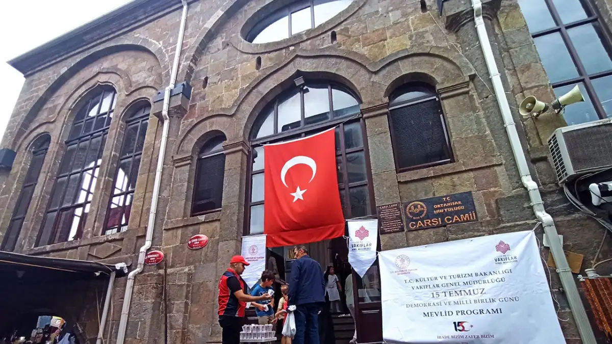 Vakıflar Bölge Müdürlüğü 15 Temmuz kapsamında camilerde mevlit programı düzenlendi