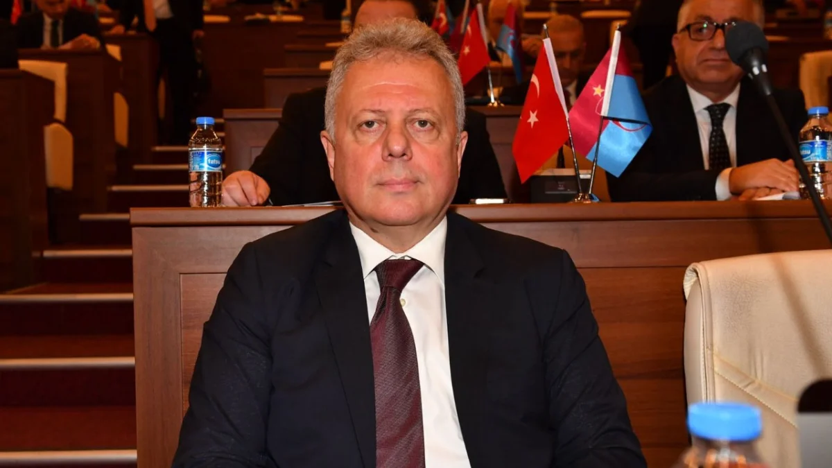 Zorlu’dan ilk yardım iddialarına sert yanıt!  “Bir kadın meclis üyesini hedef göstermek kabul edilemez”