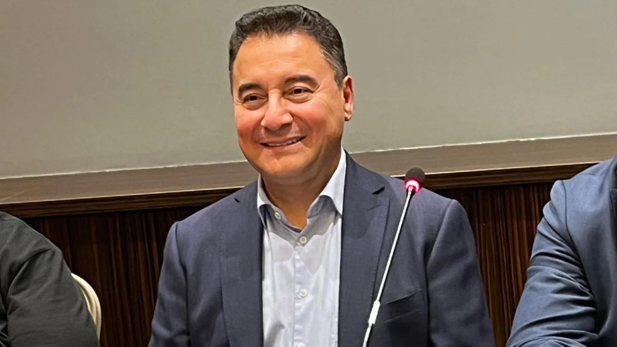 Ali Babacan: “Terörsüz Türkiye sürecinde bir şans görüyoruz”