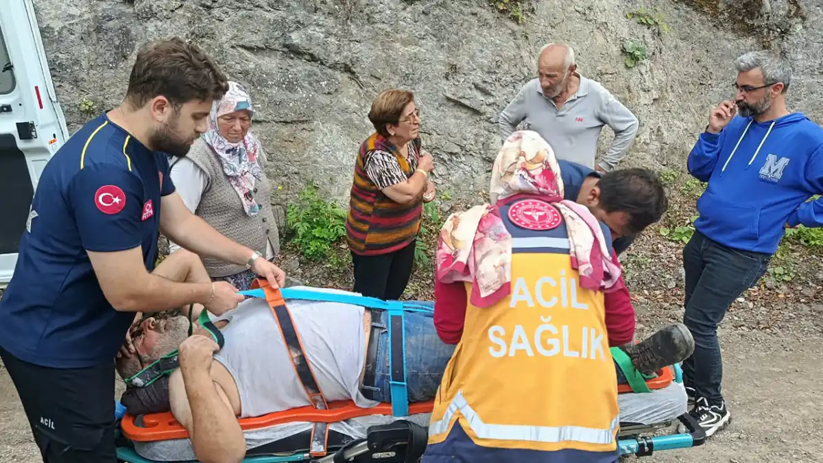 Artvin’de iki ayrı kurtarma operasyonu: Yaralılar hastaneye kaldırıldı