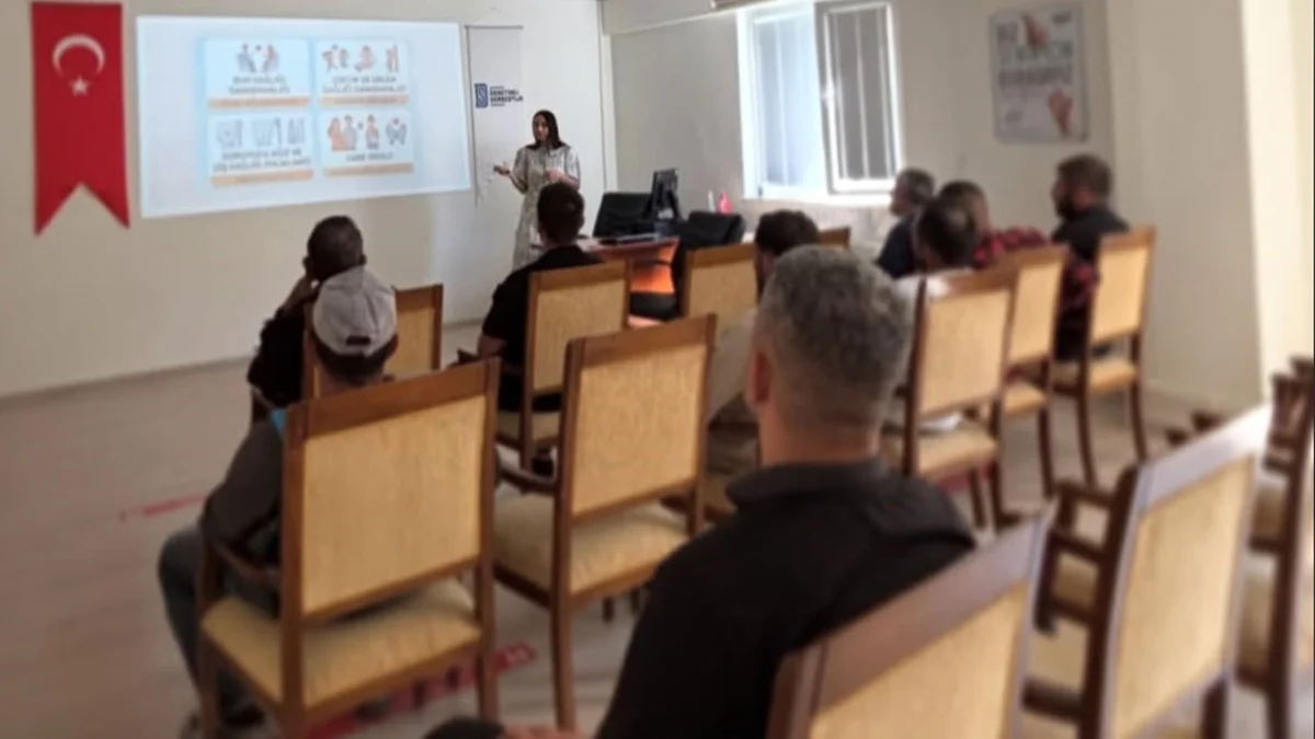 Bayburt Denetimli Serbestlik Müdürlüğünde bağımlılık semineri düzenlendi