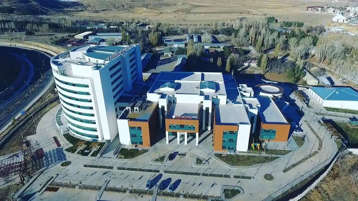 Bayburt Devlet Hastanesi'nde temmuz ayında 54 bin hasta muayene edildi