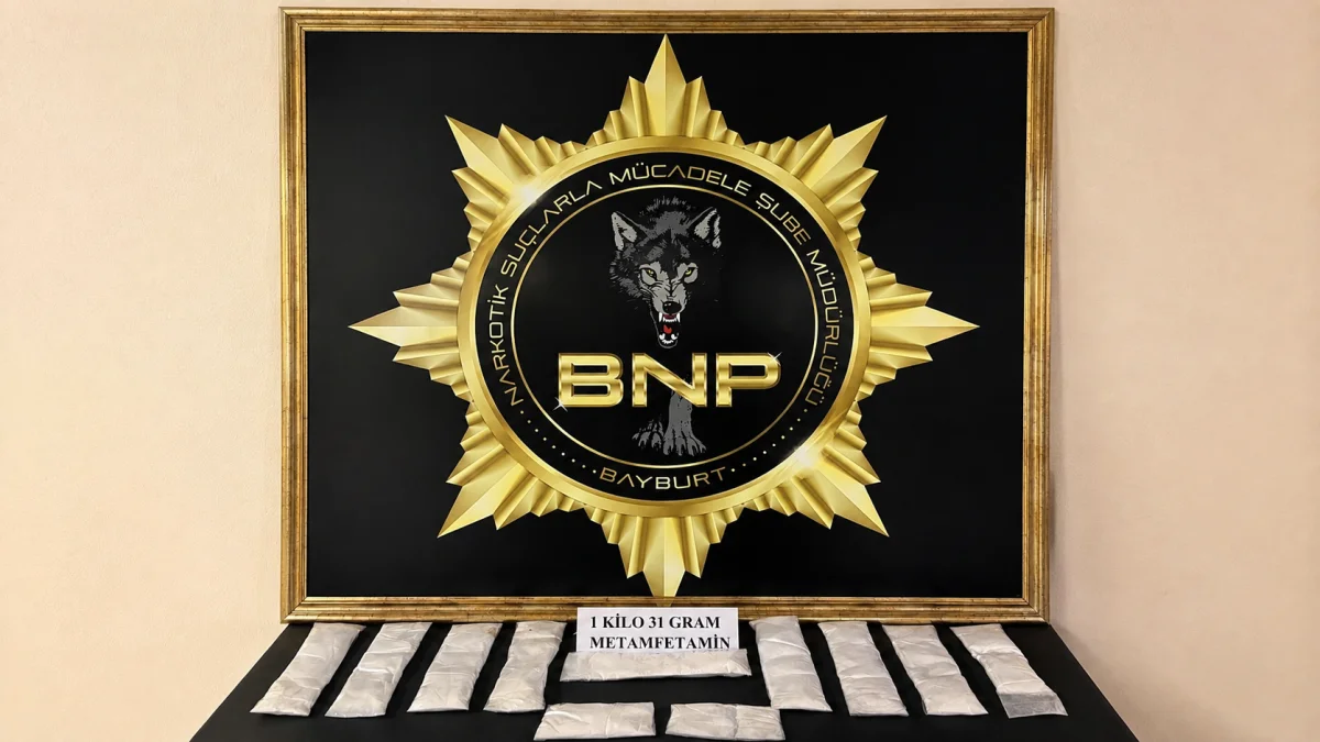 Bayburt’ta 1 kilo 31 gram metamfetamin ele geçirildi