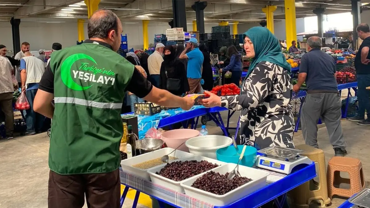 Bayburt’ta halk pazarında bağımlılıklara karşı farkındalık çalışması
