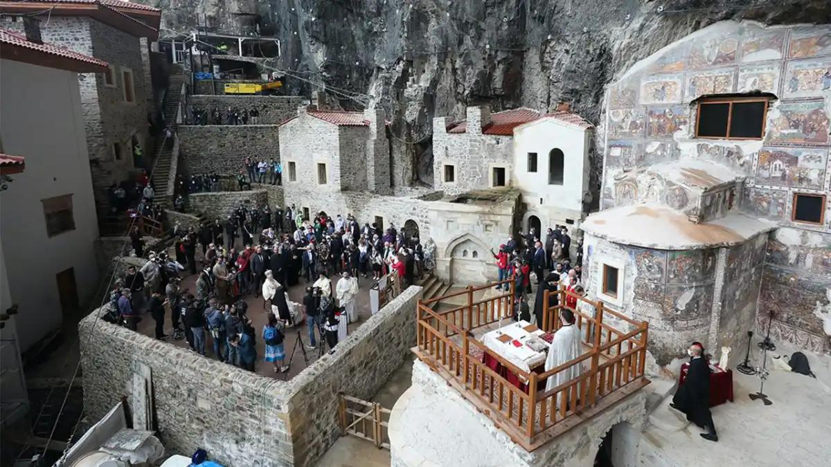 Cihat Yaycı’dan Sümela açıklaması: "Turizm geliri hesabına kurban edilemez"
