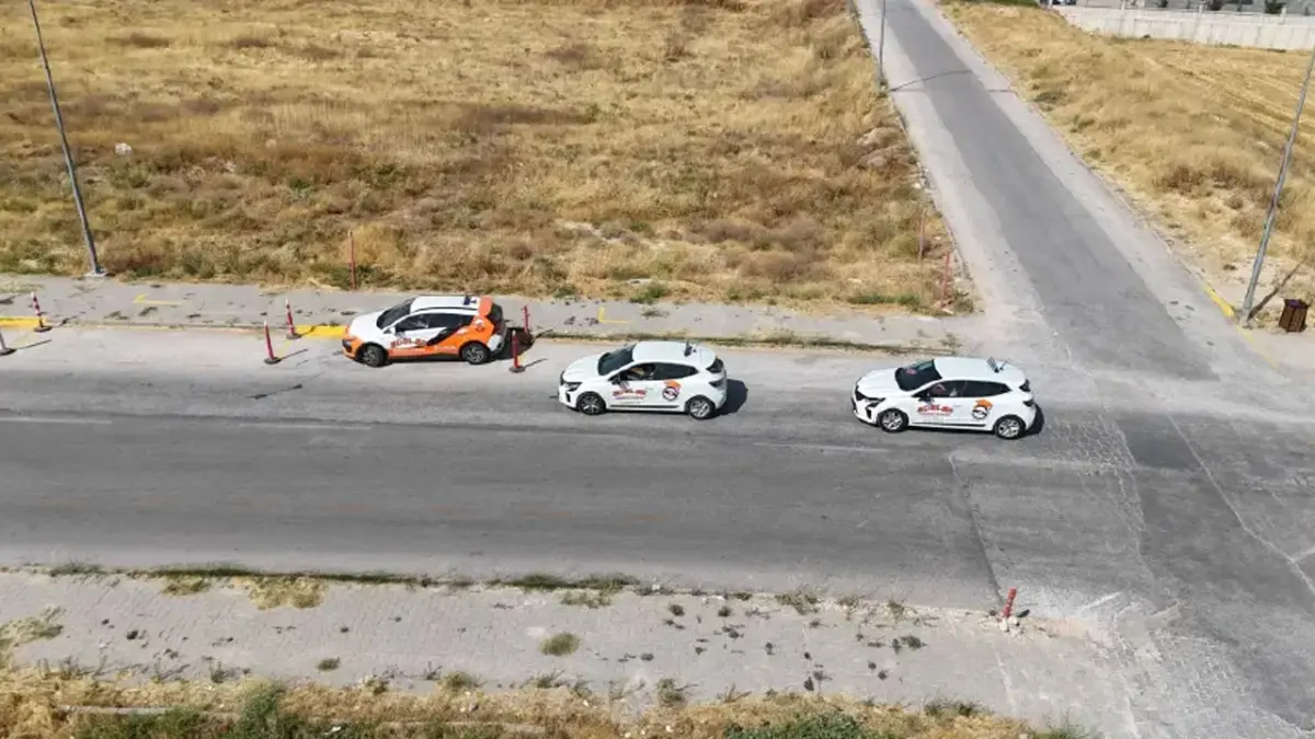Ehliyet sınavında sil baştan! Aday sürücüler akan trafiğe çıkacak